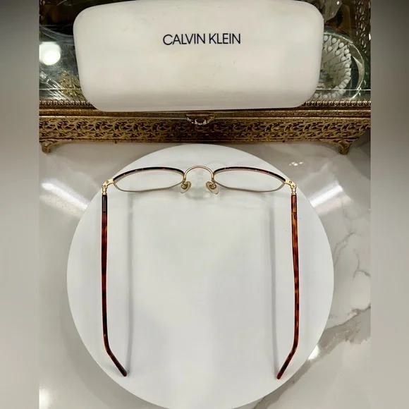 Vintage Calvin Klein Unisex Eyeglass Frames -Rx EUC w/CK White